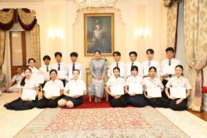 ขอแสดงความยินดีกับ นายมงคลชัย ไชยบุตร นักศึกษาสาขาวิชาศิลปศึกษา ที่ได้รับรางวัล โครงการทุนเรียนดี จากมูลนิธิอารยศิลป์ สิริวัณณวรินาริรัตน์ประจำปีการศึกษา 2568