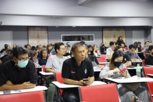 ประชุมเตรียมความพร้อมในการเรียนการสอนและการสนับสนุนการเรียนการสอน